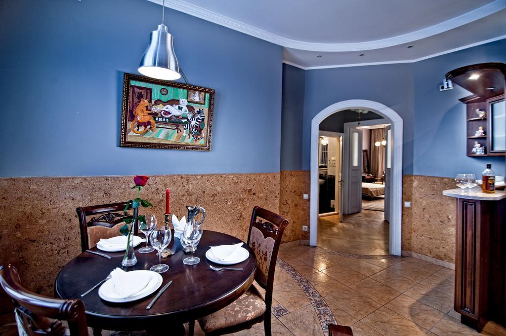 Hotel British Club Leópolis Habitación foto